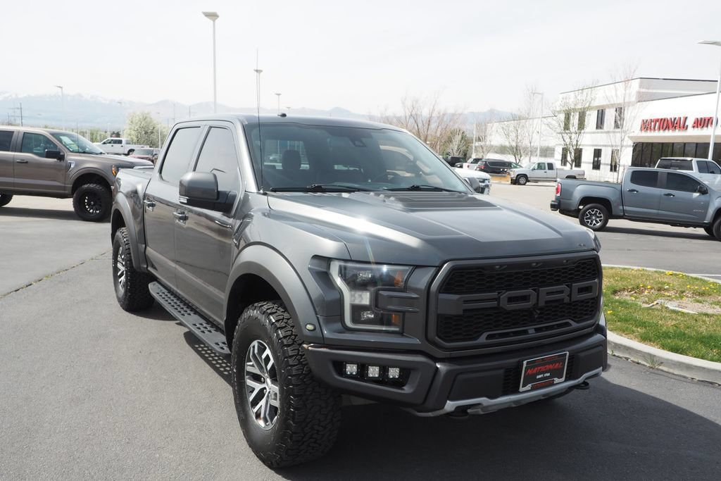 Used 2018 Ford F150 Raptor w/ Equipment Group 802A Luxury AWD/4WD image 9
