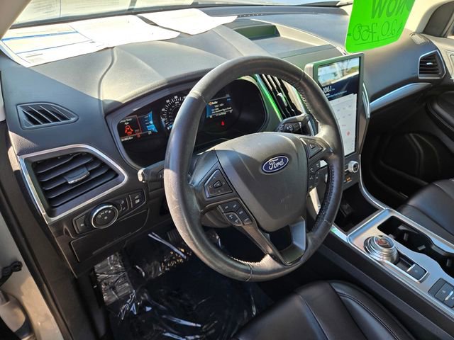 Certified 2022 Ford Edge Titanium image 9