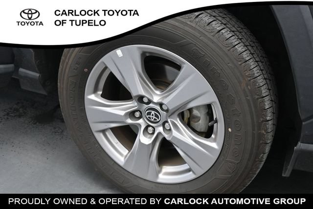 Used 2022 Toyota RAV4 XLE w/ Convenience Package AWD/4WD image 42
