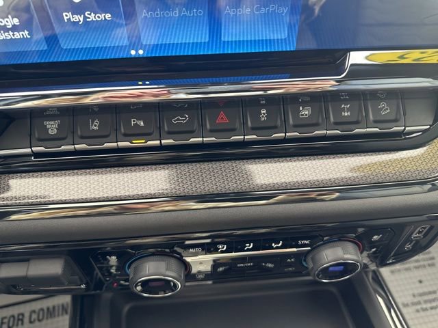 New 2025 Chevrolet Silverado 2500 ZR2 w/ Technology Package image 30