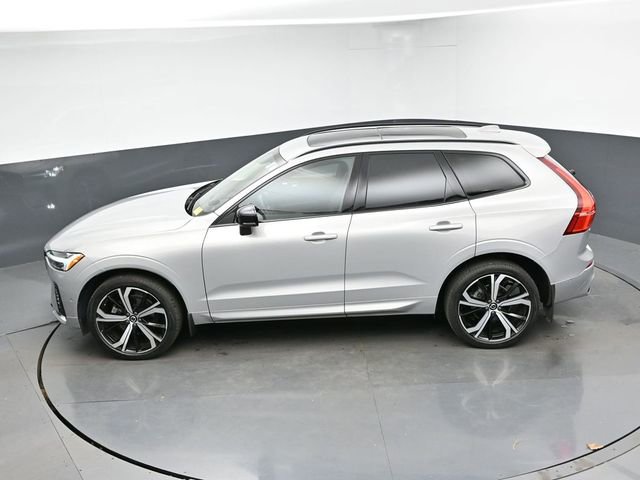 Used 2023 Volvo XC60 B5 Ultimate w/ Climate Package FWD image 24