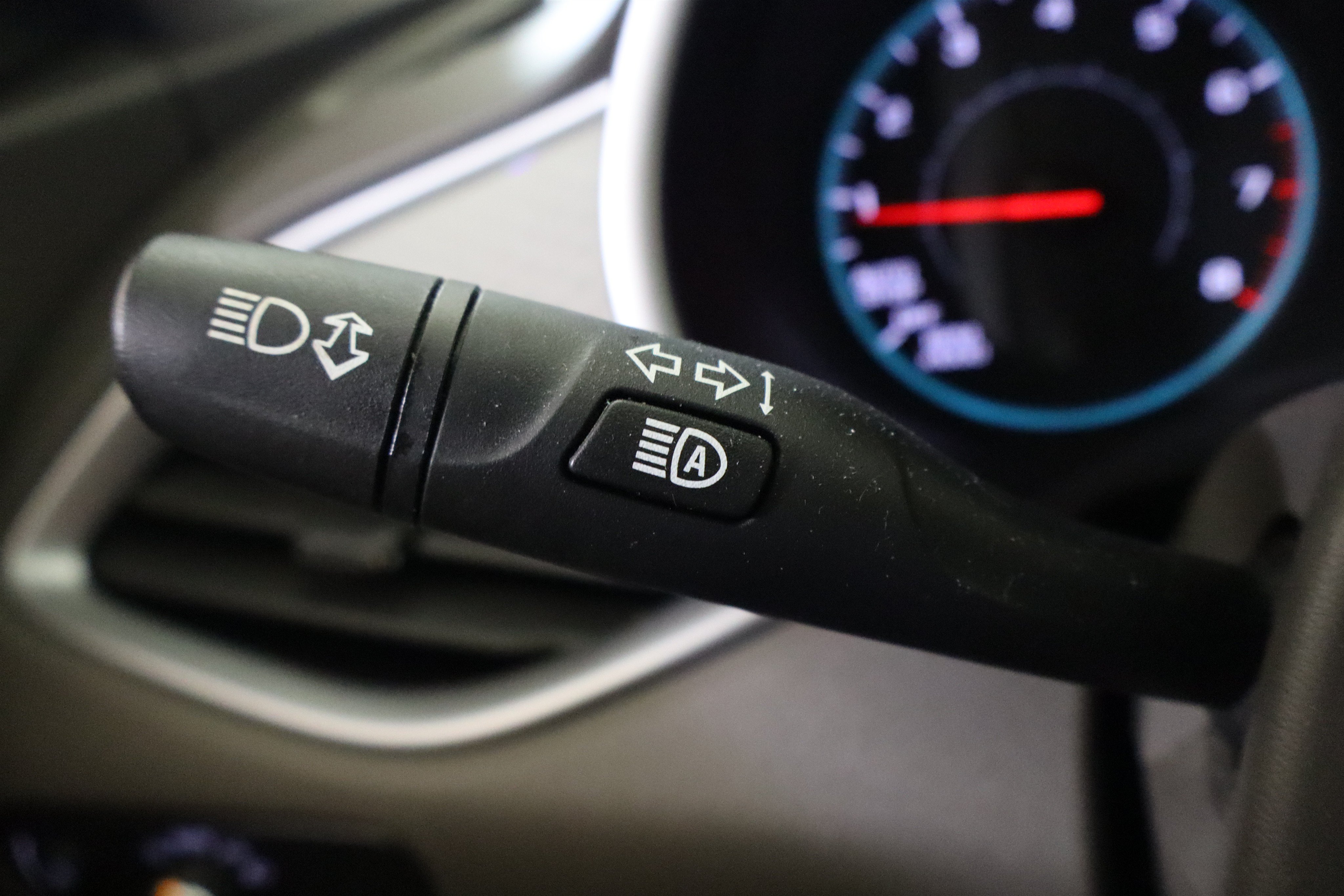 Used 2025 Chevrolet Malibu LT FWD image 30