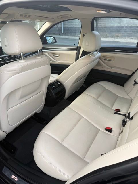 Used 2015 BMW 535i xDrive Sedan AWD/4WD image 33