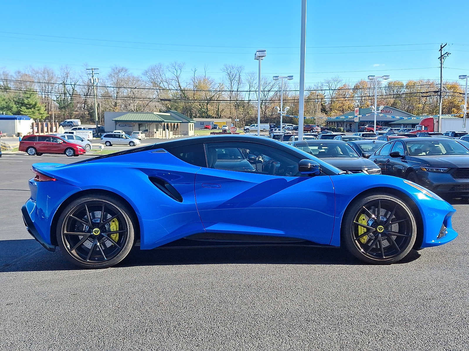 Used 2024 Lotus Emira First Edition image 7