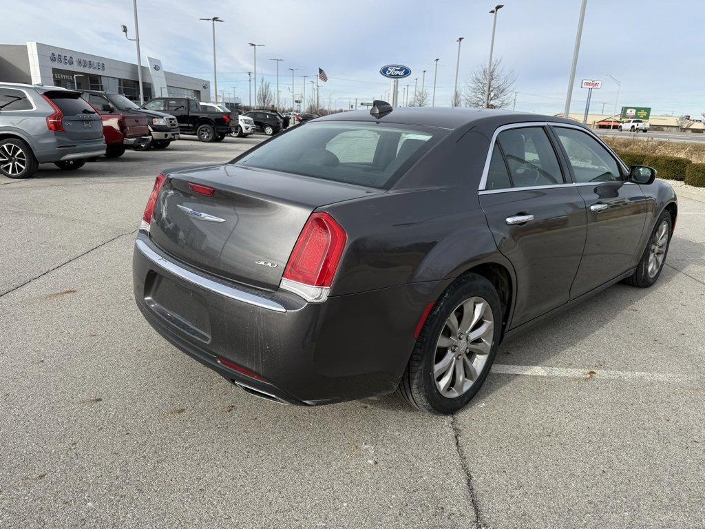 Used 2019 Chrysler 300 Limited image 9