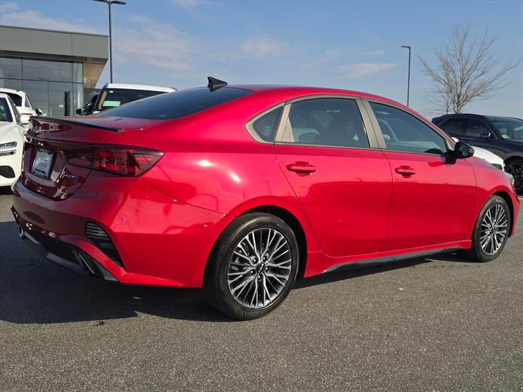 Used 2024 Kia Forte GT-Line image 3