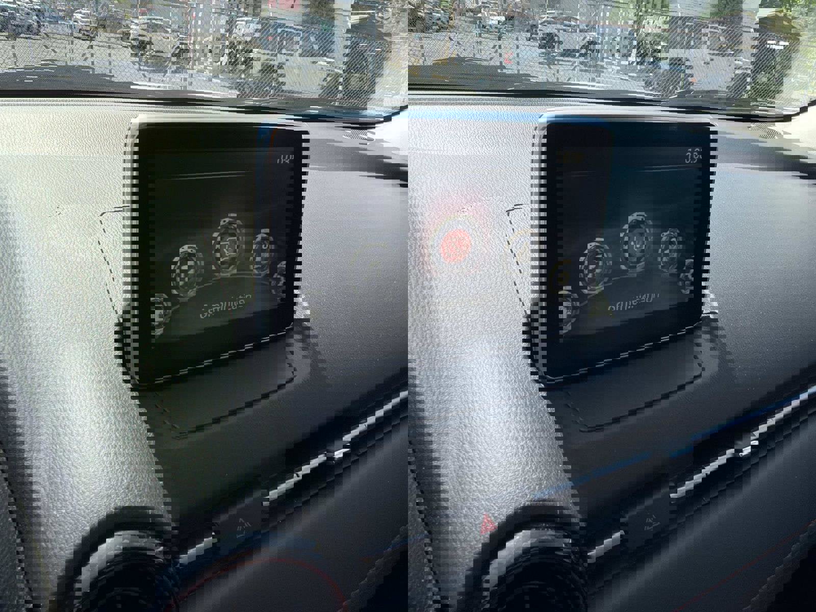 Used 2017 MAZDA CX-3 Touring FWD image 9