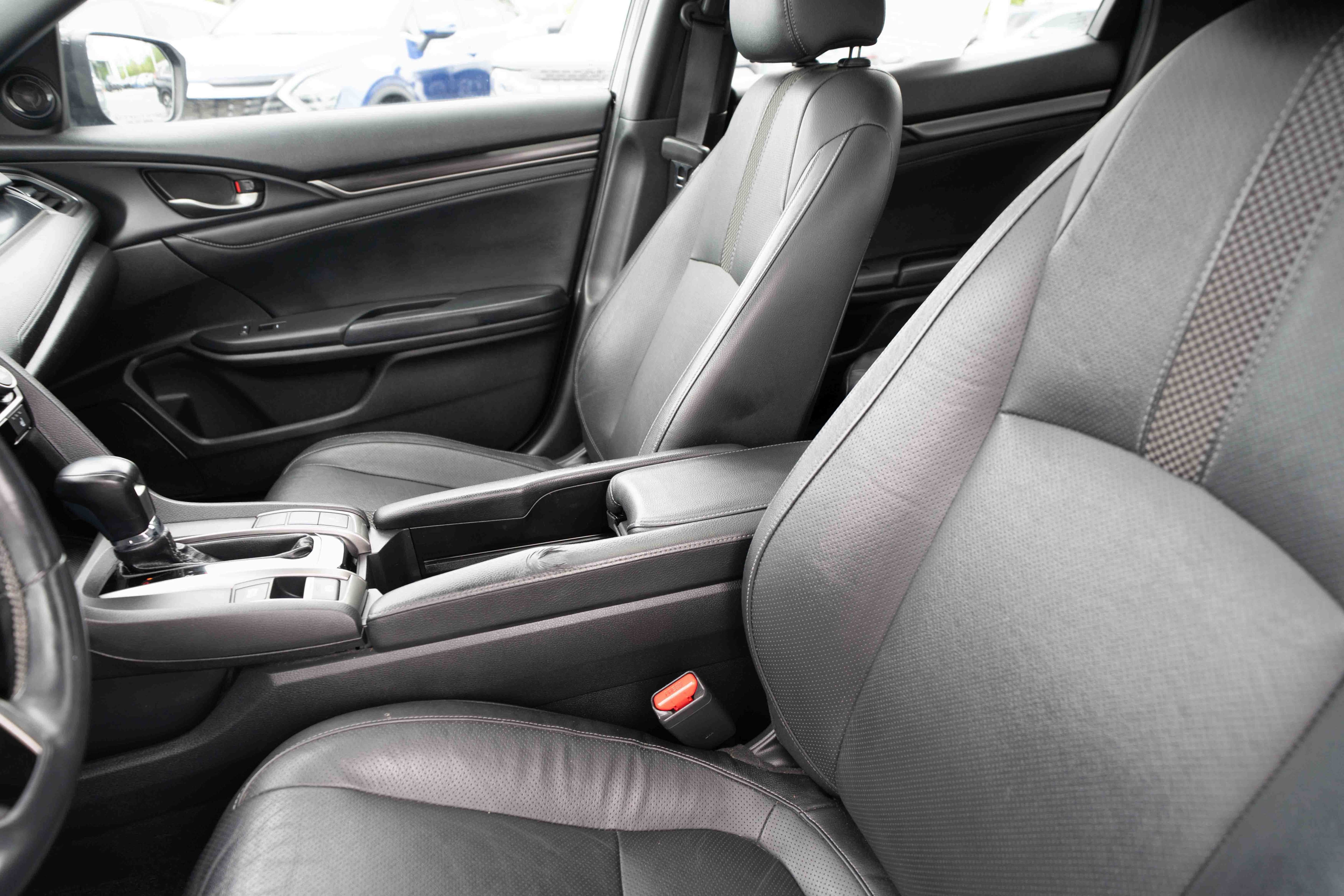 Used 2020 Honda Civic EX-L image 10