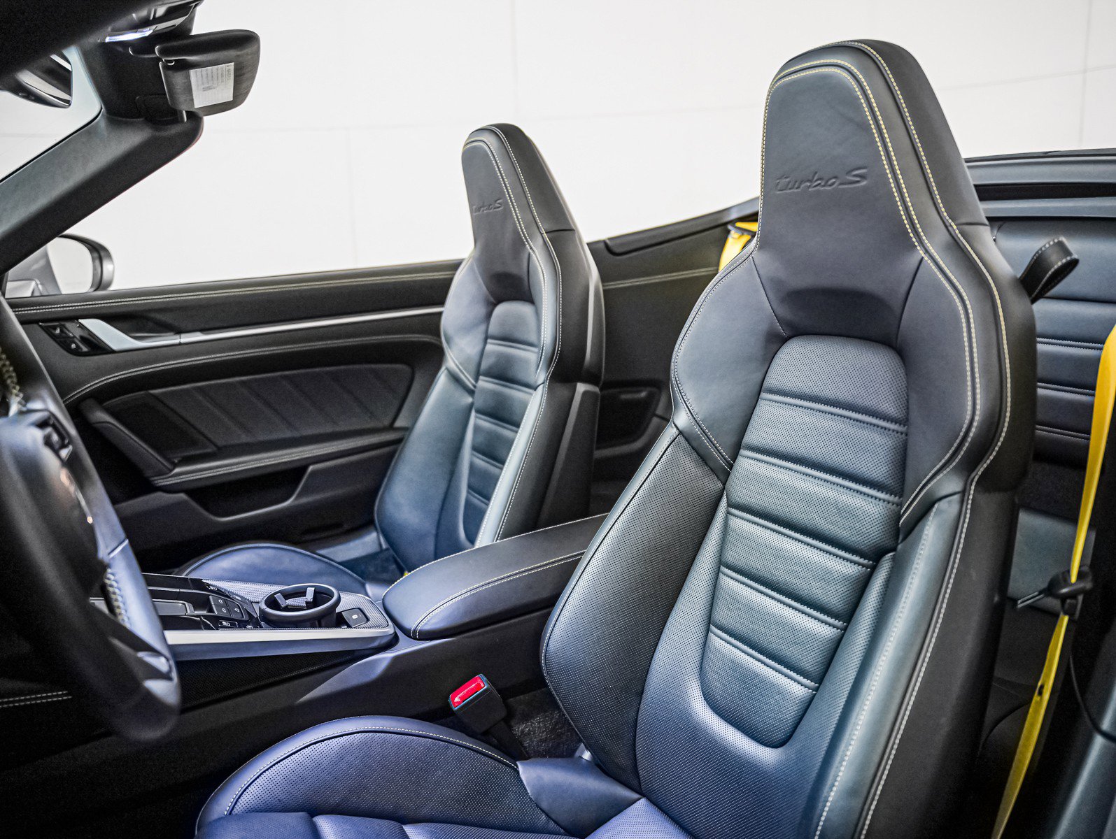 Used 2021 Porsche 911 Turbo S image 5