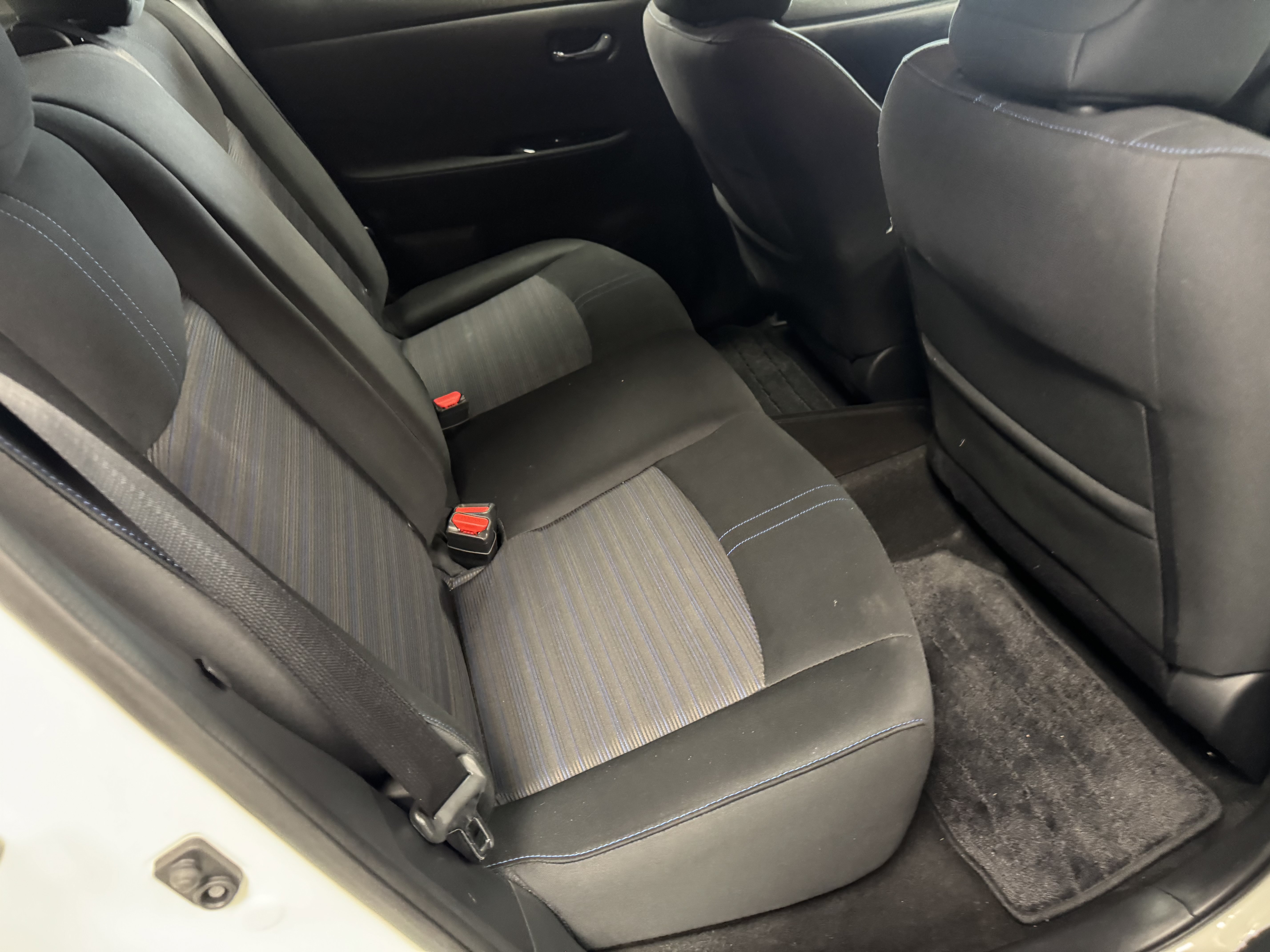 Used 2018 Nissan Leaf SV w/ SV Technology Package FWD image 20