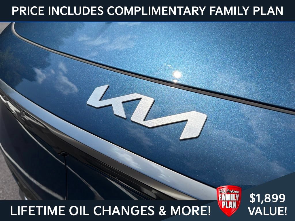 New 2026 Kia Niro Wind FWD image 3