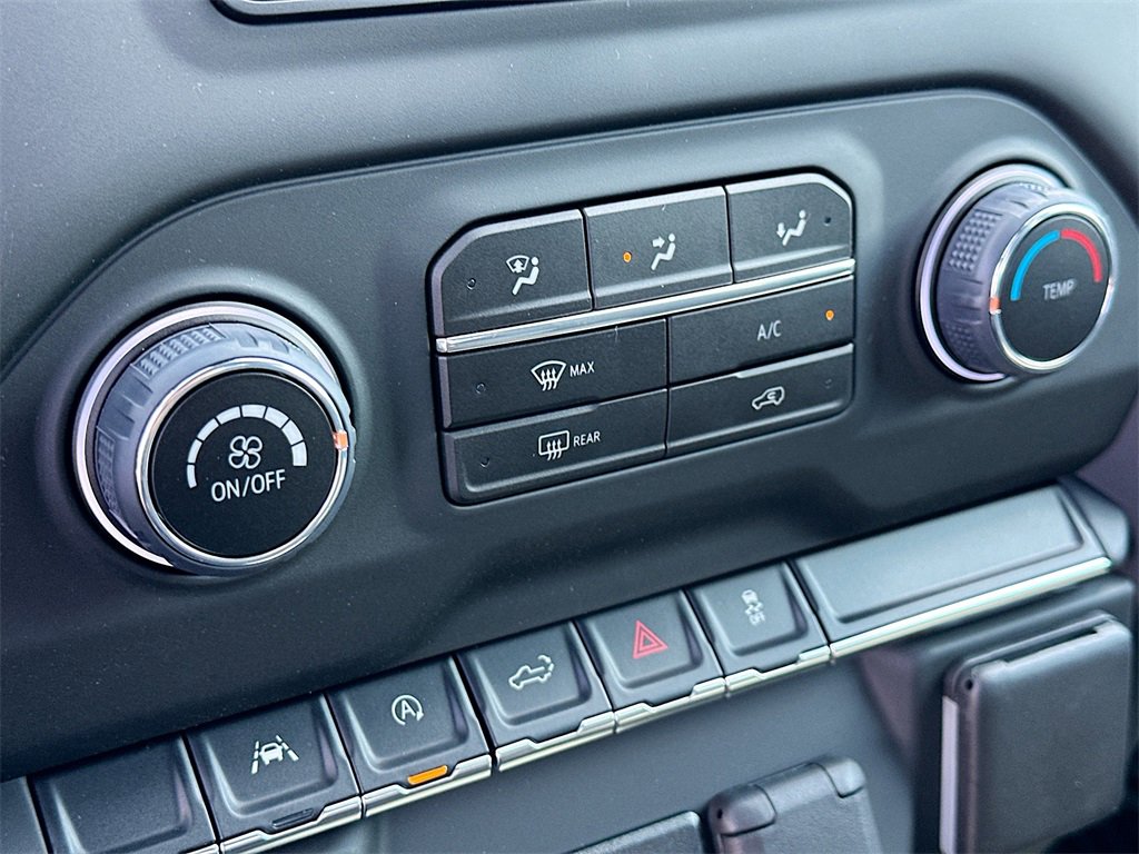 New 2025 Chevrolet Silverado 1500 Custom w/ Rally Edition image 10