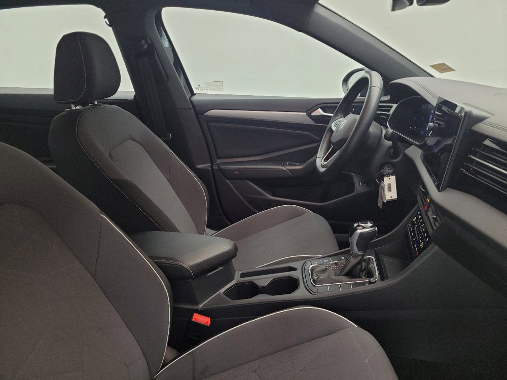 Used 2025 Volkswagen Jetta Sport FWD image 21