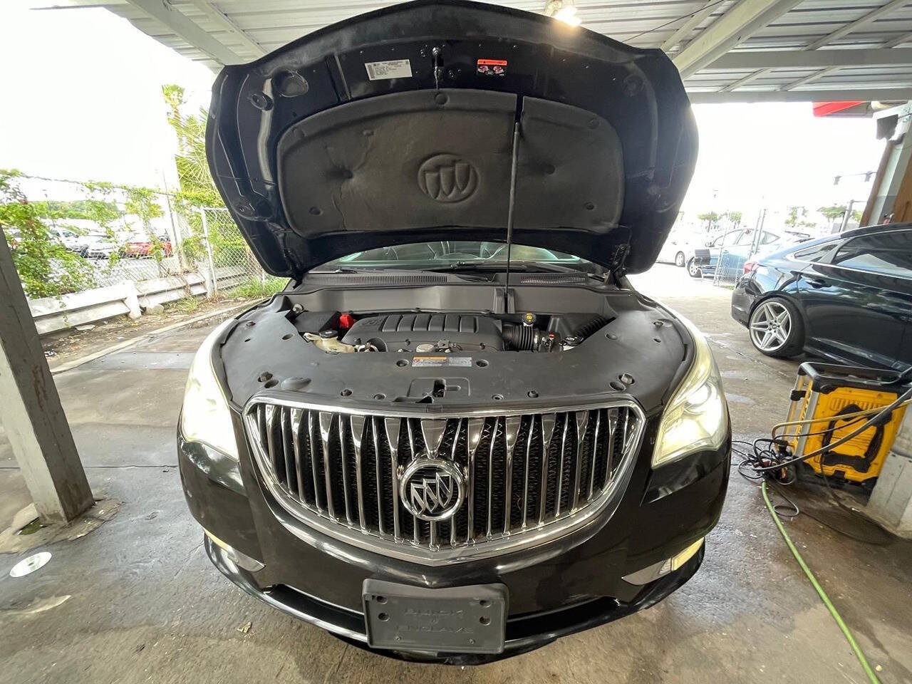 Used 2014 Buick Enclave Premium AWD/4WD image 20