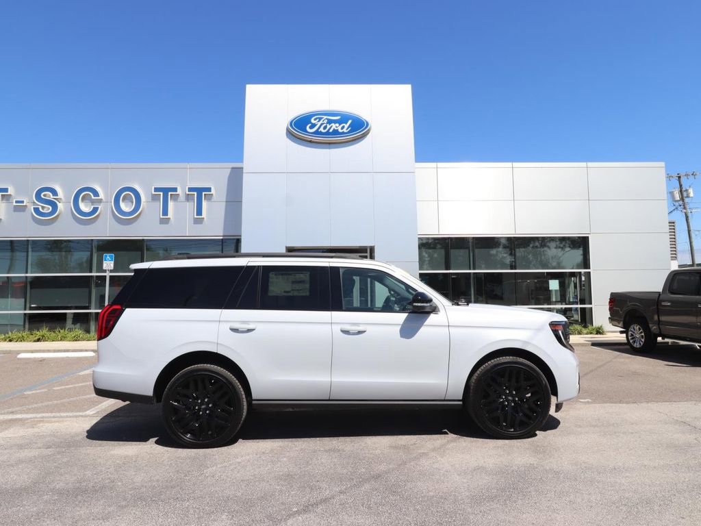 New 2026 Ford Expedition Platinum w/ Stealth Performance Package image 18