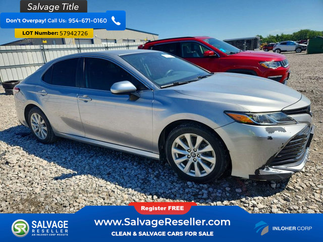 Used 2019 Toyota Camry LE FWD image 5