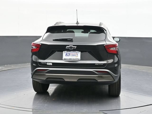 Used 2026 Chevrolet Trax ACTIV w/ Driver Confidence Package FWD image 11