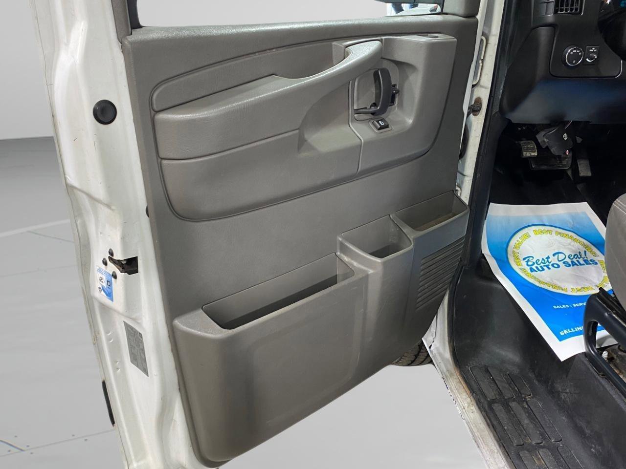 Used 2011 Chevrolet Express 1500 image 10