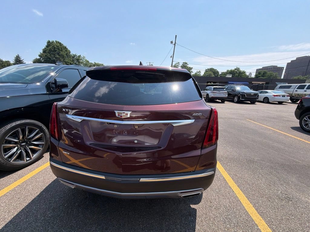 Used 2023 Cadillac XT5 Premium Luxury AWD/4WD image 7