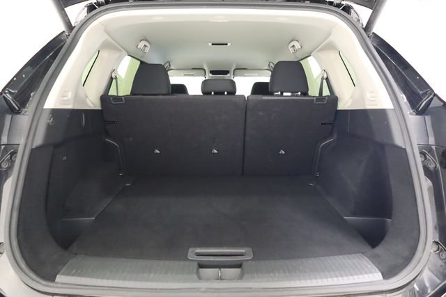 Used 2025 Nissan Rogue SV AWD/4WD image 29