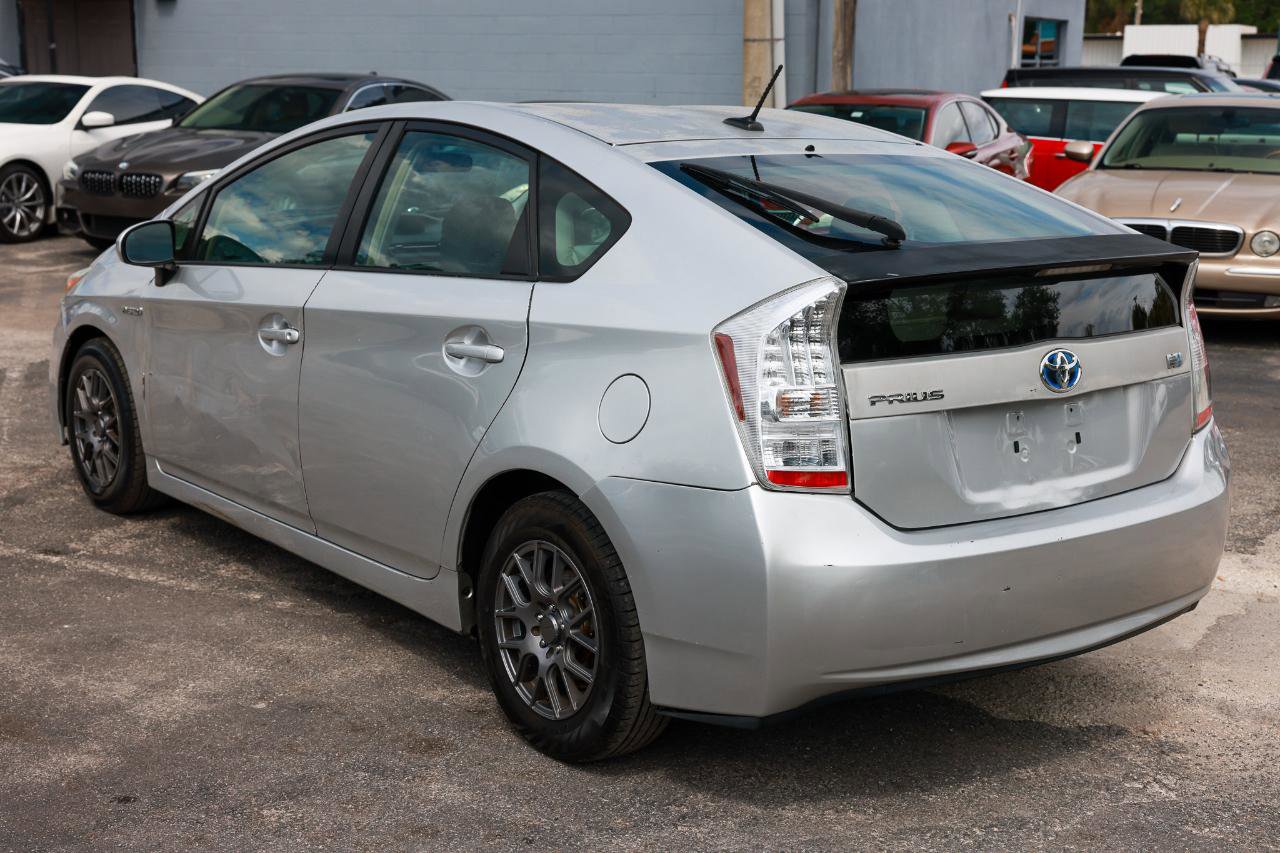 Used 2010 Toyota Prius Two FWD image 4