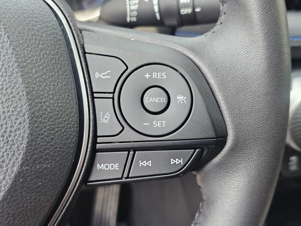 Certified 2022 Toyota RAV4 XSE AWD/4WD image 30