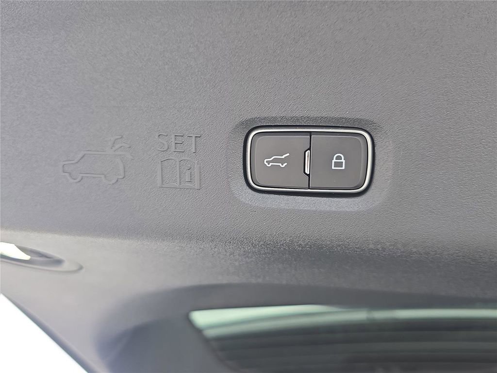 New 2025 Lincoln Navigator L Reserve image 26