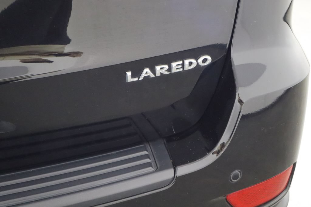Used 2020 Jeep Grand Cherokee Laredo AWD/4WD image 40