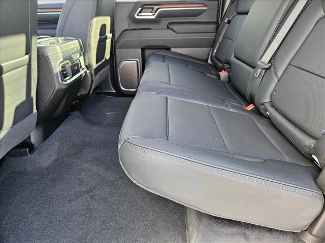 New 2026 GMC Sierra 2500 Denali w/ Denali Reserve Package image 16