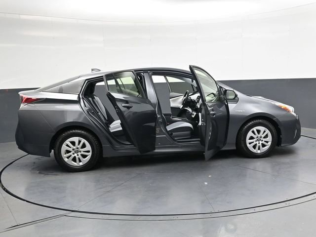 Used 2017 Toyota Prius Two image 35