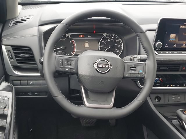 New 2026 Nissan Rogue Dark Armor AWD/4WD image 13