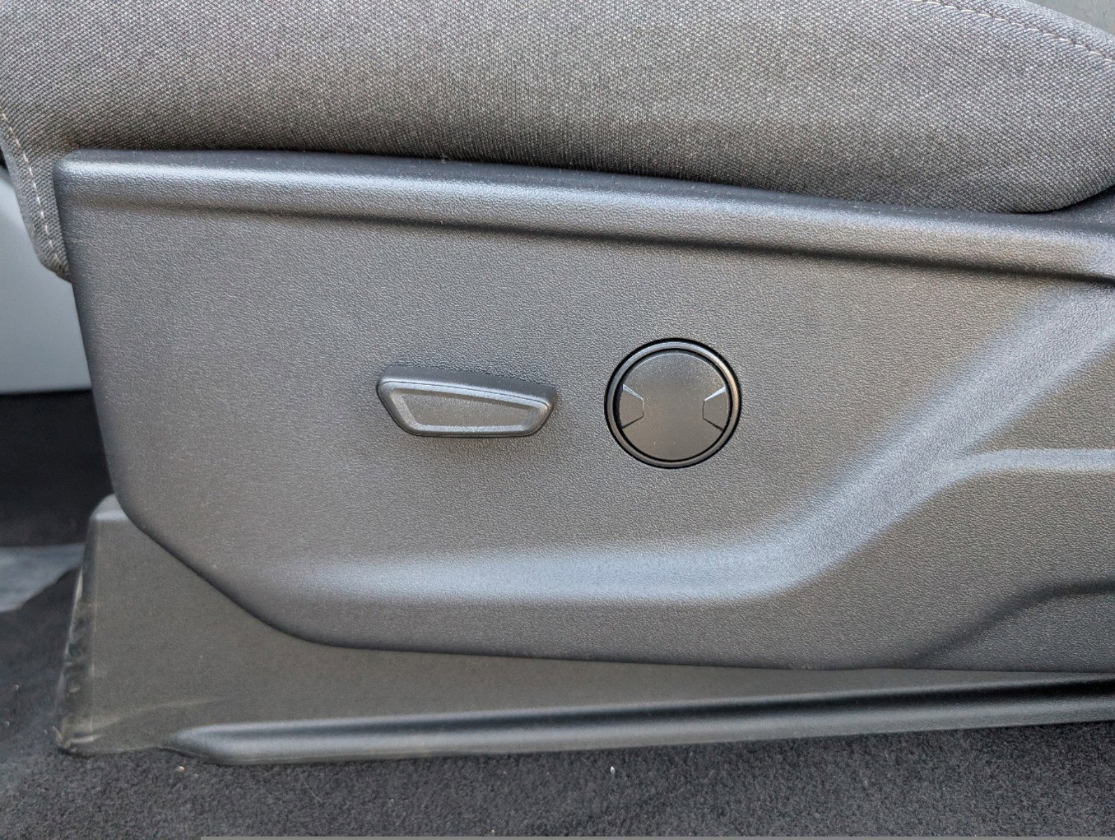 New 2024 Ford F150 Lightning XLT w/ Max Trailer Tow Package AWD/4WD image 24