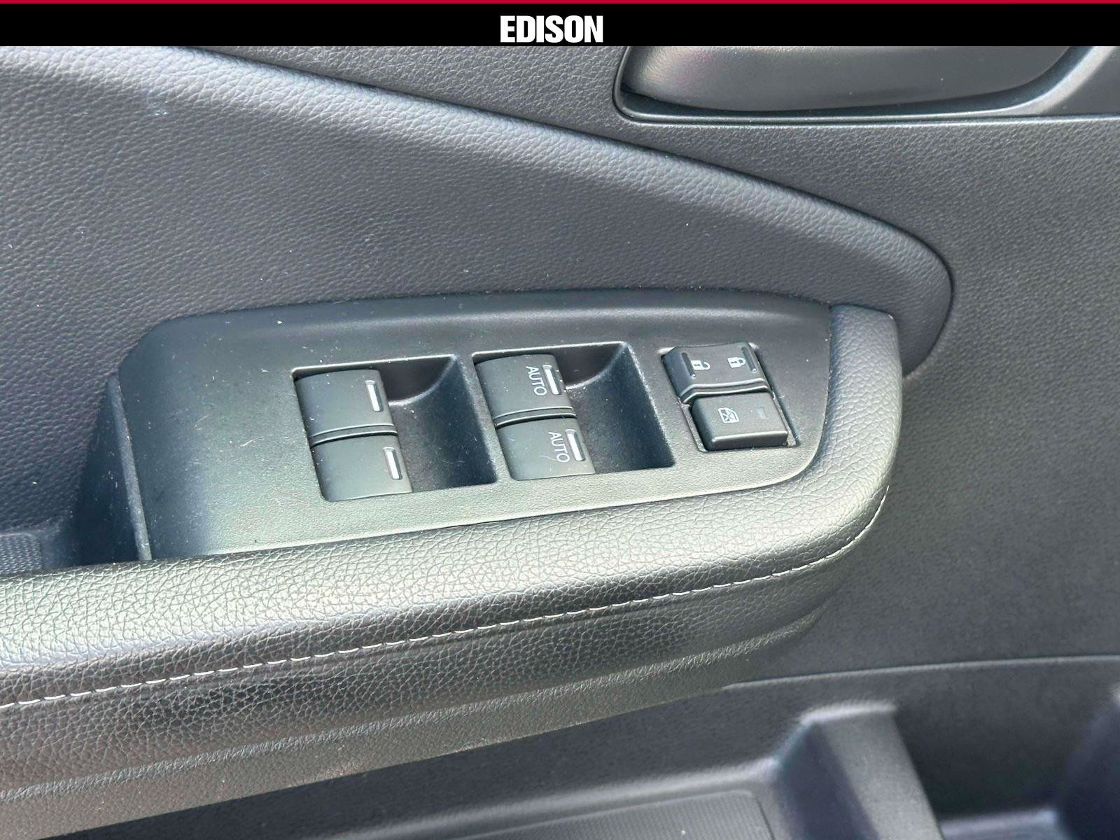 Used 2023 Honda Passport EX-L image 16