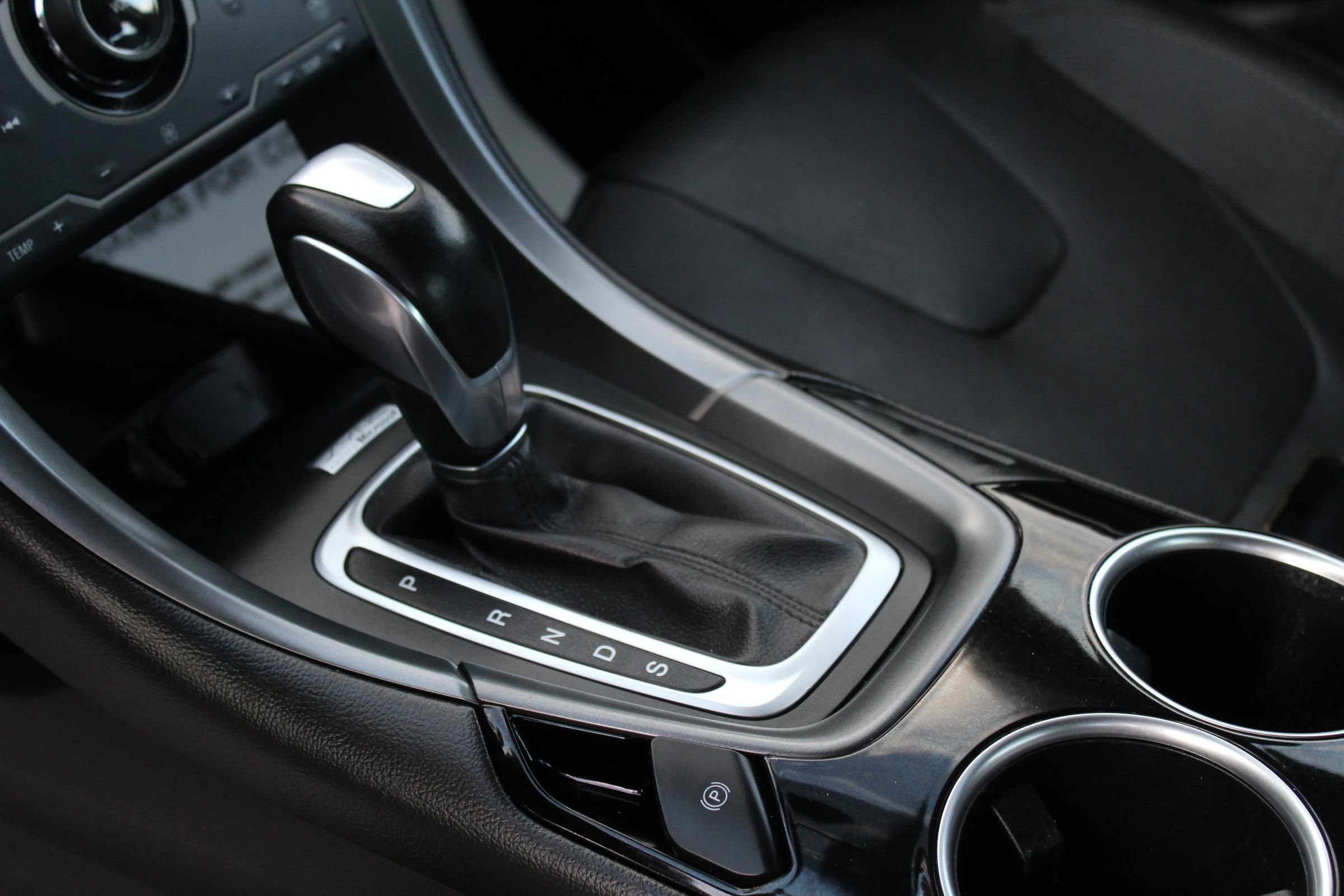 Used 2013 Ford Fusion Titanium image 24