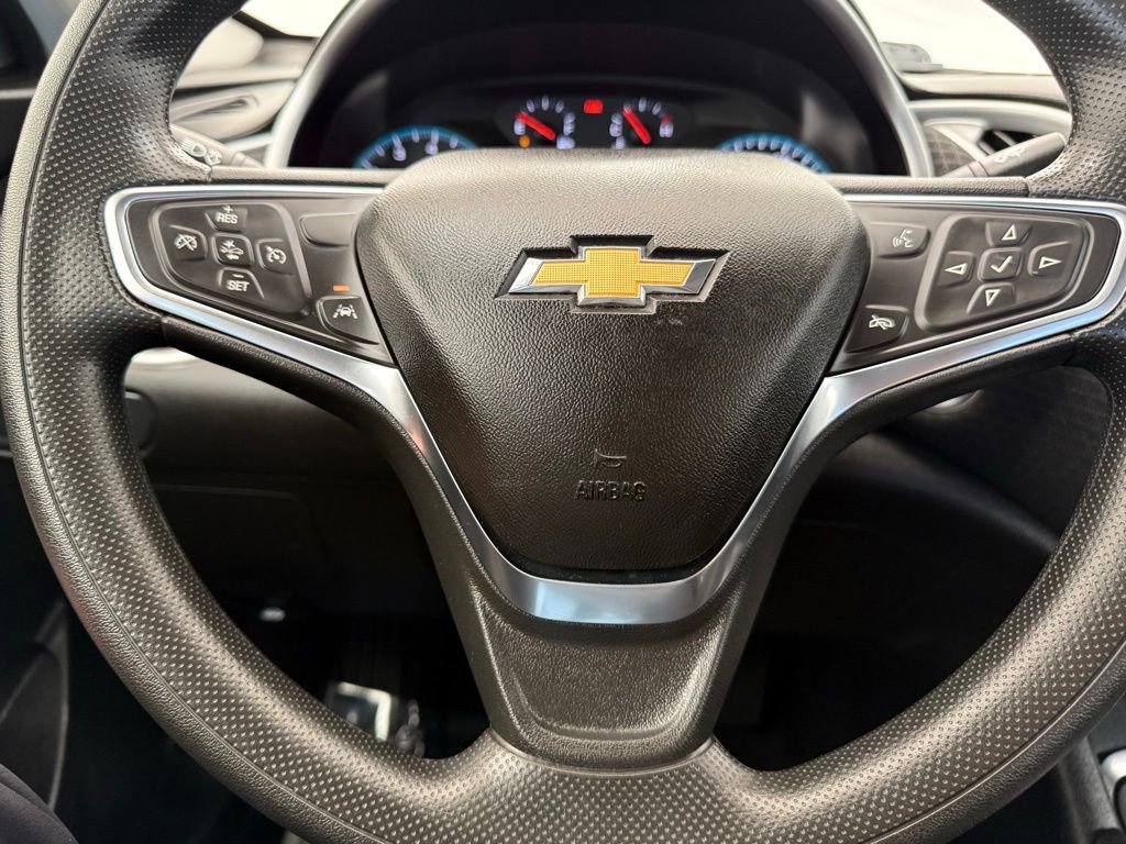 Used 2025 Chevrolet Malibu LT FWD image 40