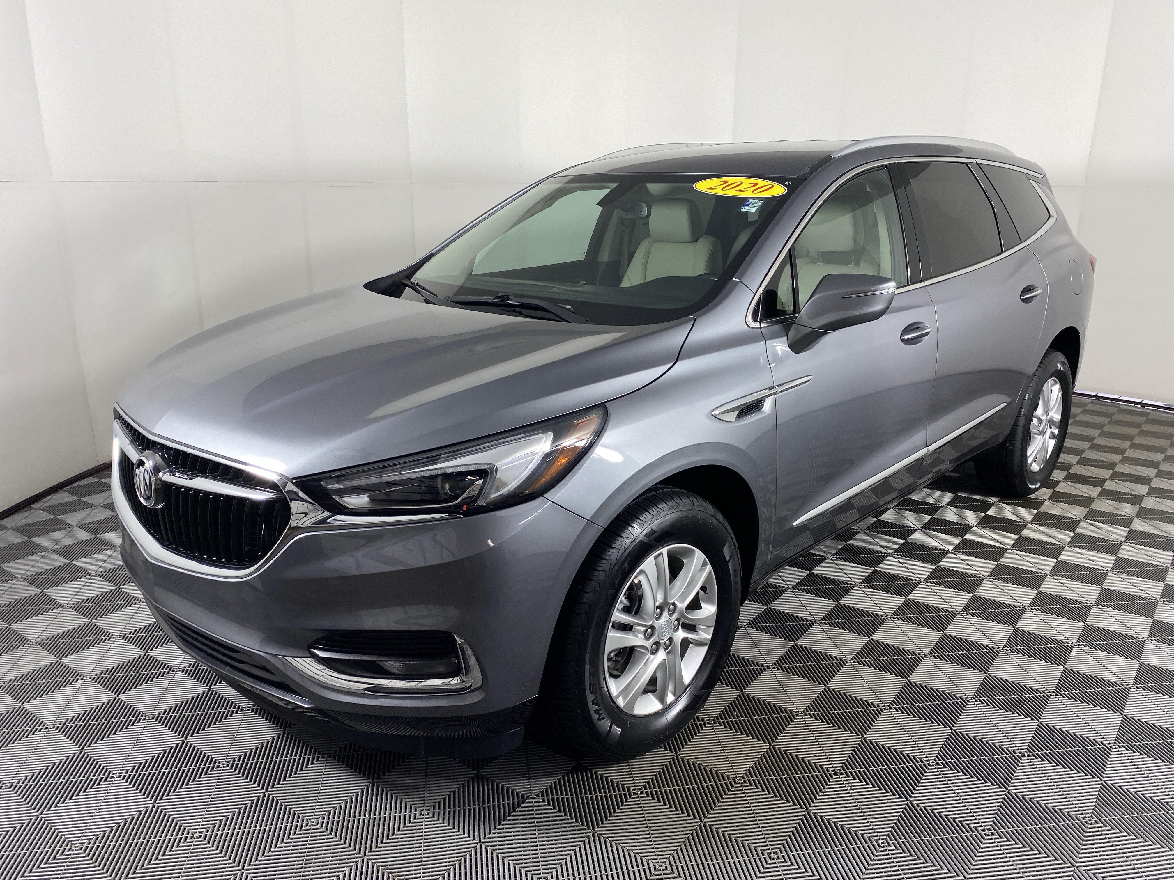 Used 2020 Buick Enclave Essence AWD/4WD image 10