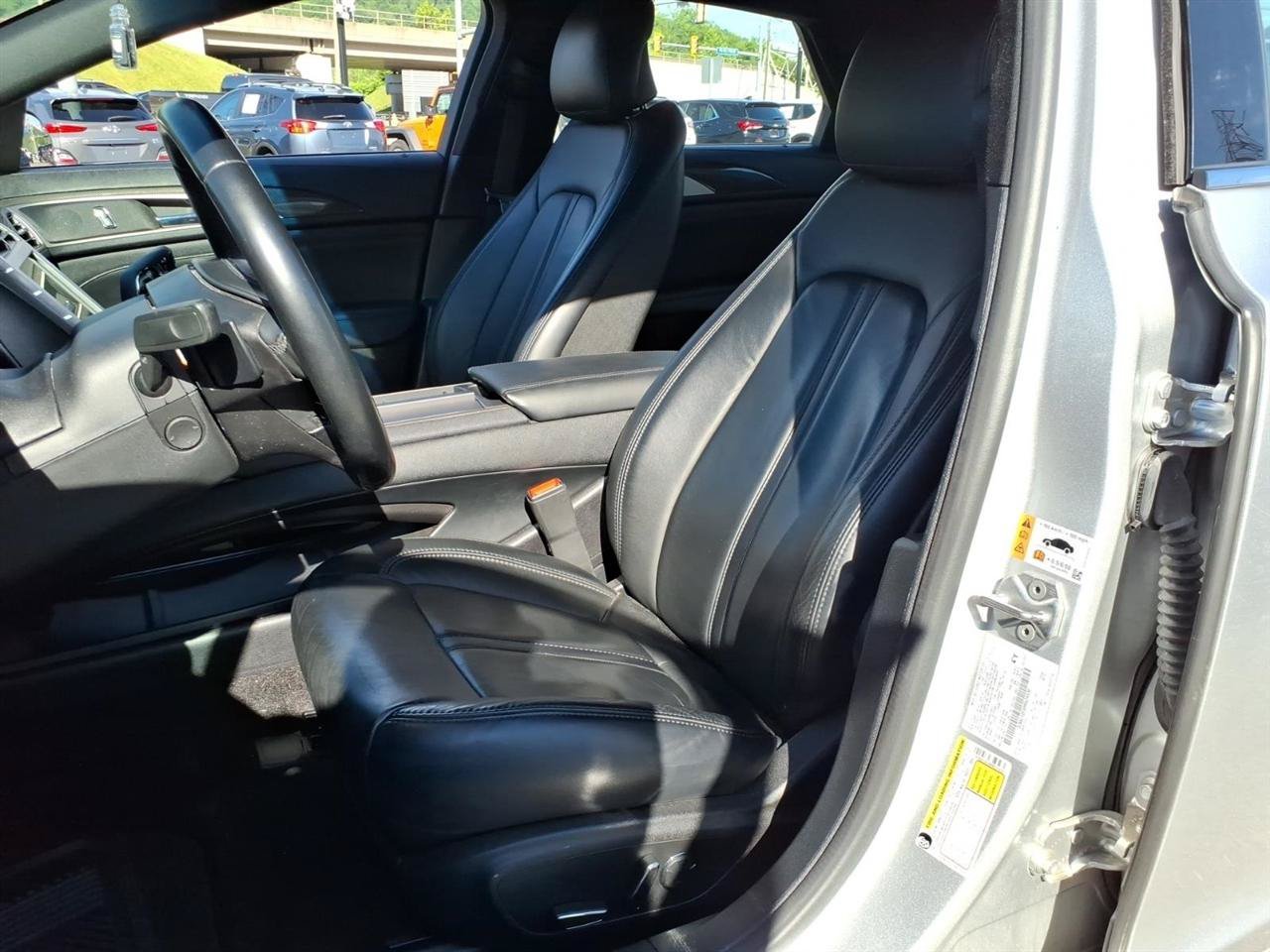 Used 2017 Lincoln MKZ Select w/ Select Plus Package AWD/4WD image 7
