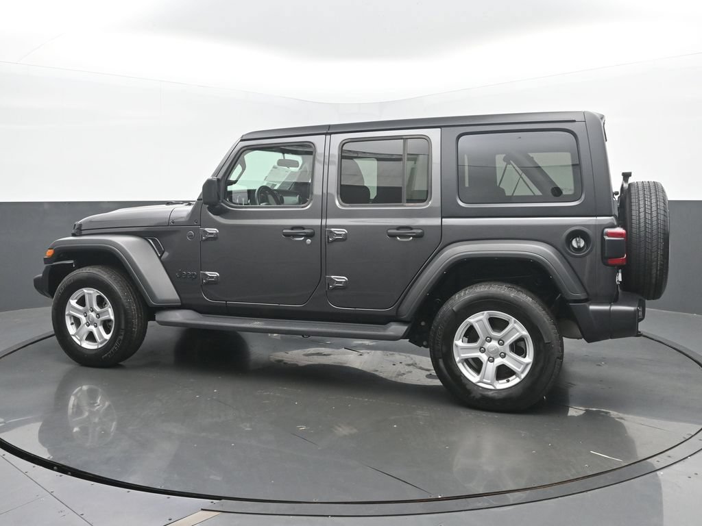 Used 2022 Jeep Wrangler Unlimited Sport AWD/4WD image 3