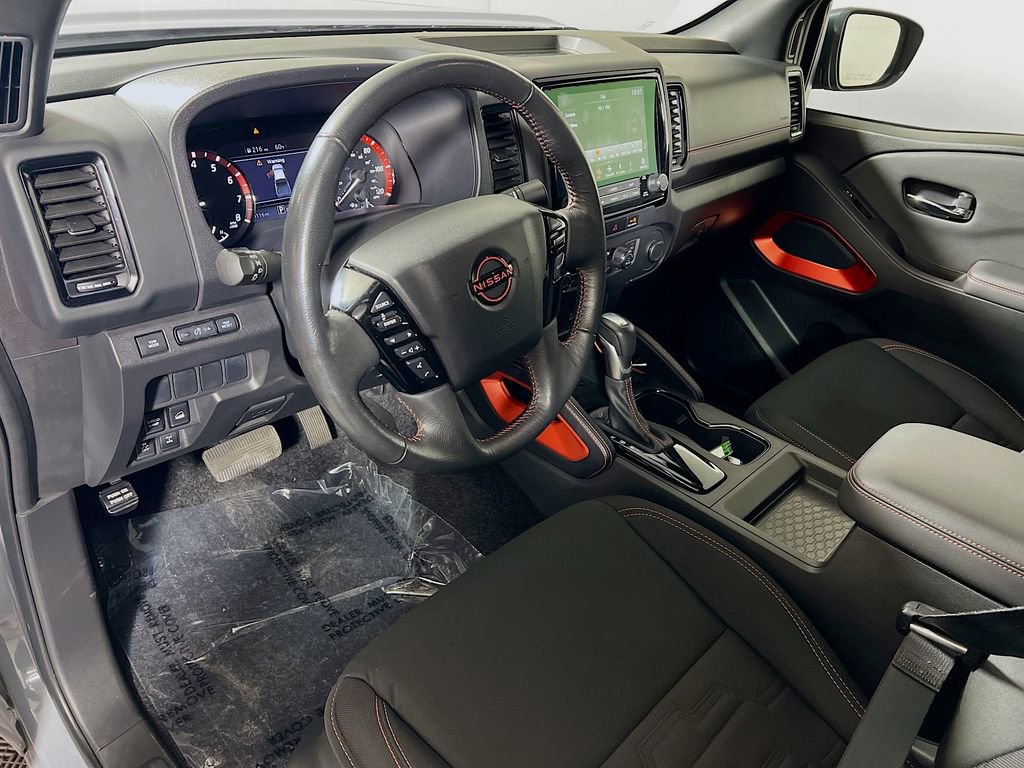 Used 2024 Nissan Frontier PRO-4X w/ Off-Road Protection Package AWD/4WD image 9