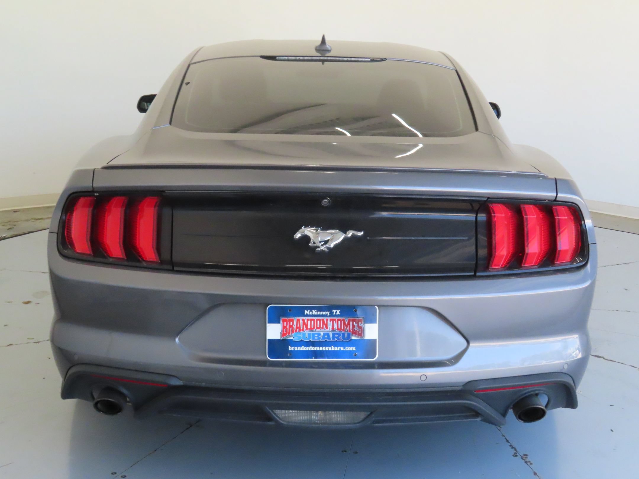 Used 2021 Ford Mustang Premium RWD image 4