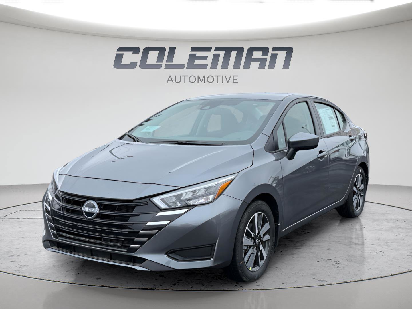 New 2025 Nissan Versa SV w/ Trunk Package