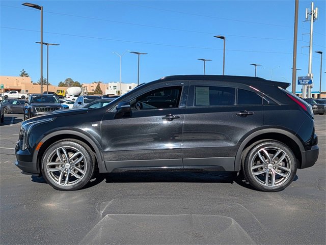 Used 2023 Cadillac XT4 Sport image 3