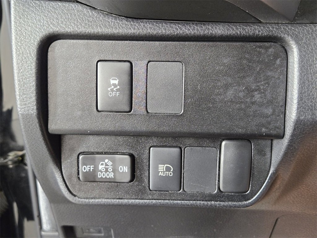 Used 2022 Toyota Tacoma SR5 image 35
