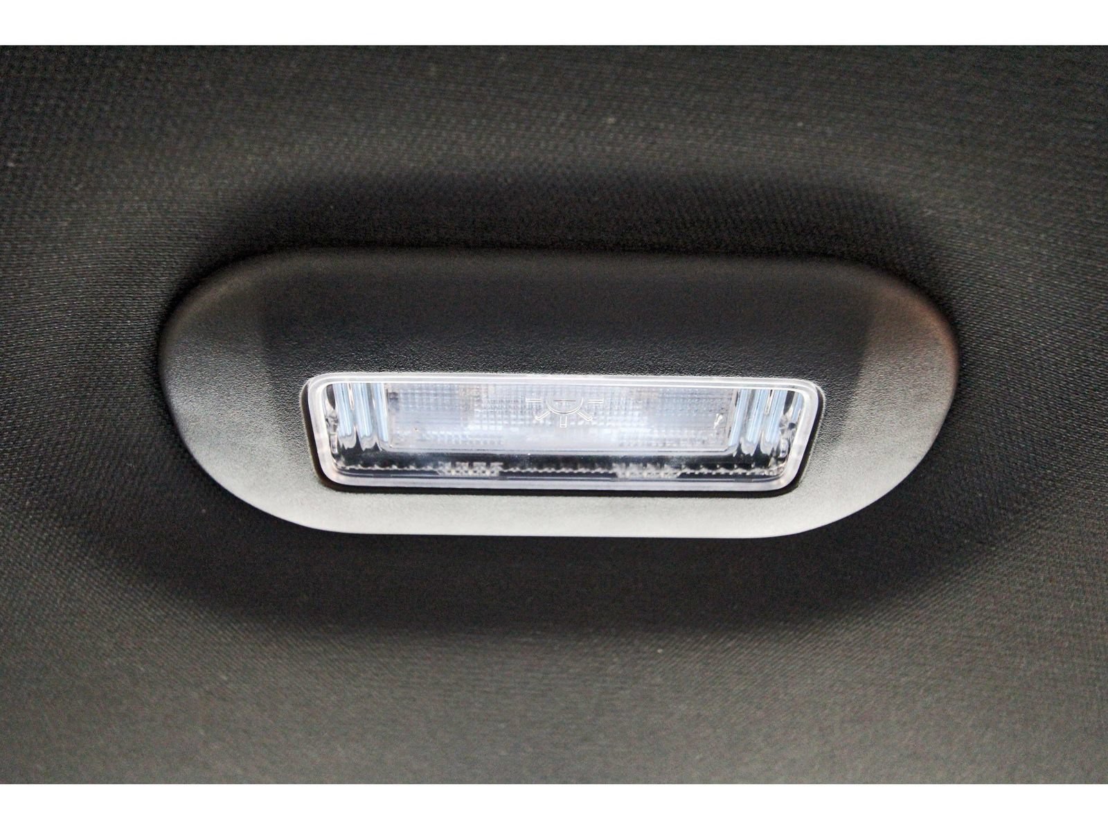 Used 2025 RAM 1500 Laramie AWD/4WD image 16
