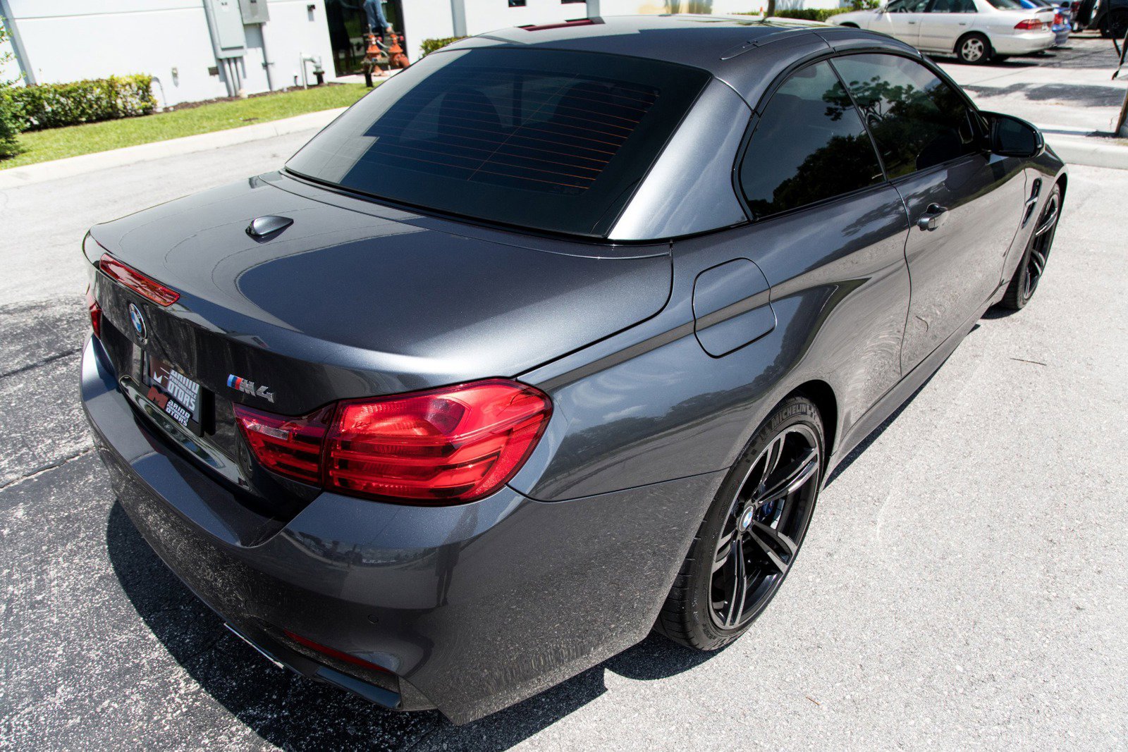Used 2016 BMW M4 Convertible image 27