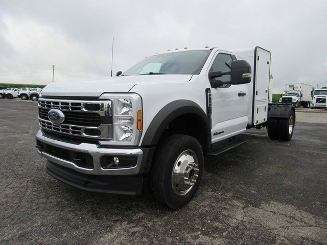 Used 2025 Ford F600 4x4 Regular Cab Super Duty w/ XL Chrome Package image 7