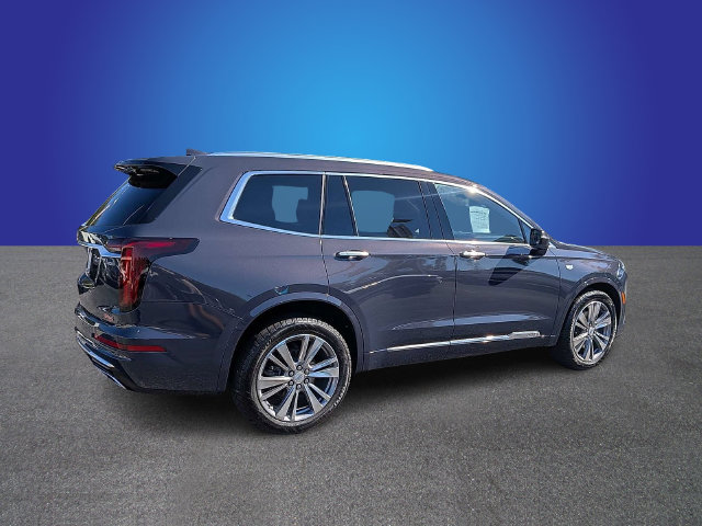 Certified 2025 Cadillac XT6 Premium Luxury AWD/4WD image 5