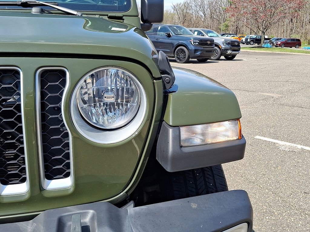 Used 2021 Jeep Gladiator Overland w/ Popular Equipment Package image 14