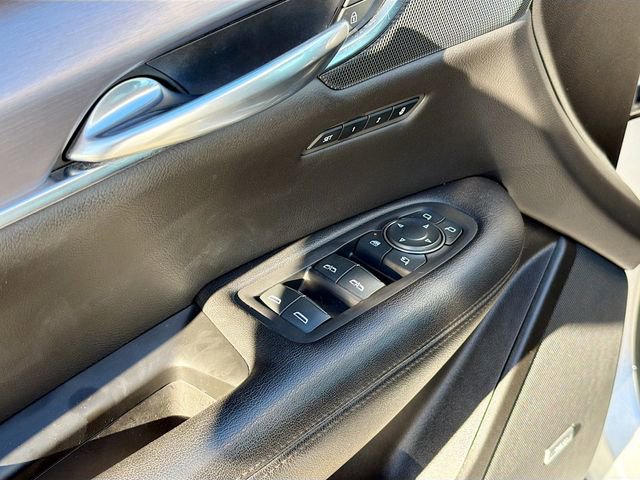 Used 2019 Cadillac XT5 Premium Luxury image 18