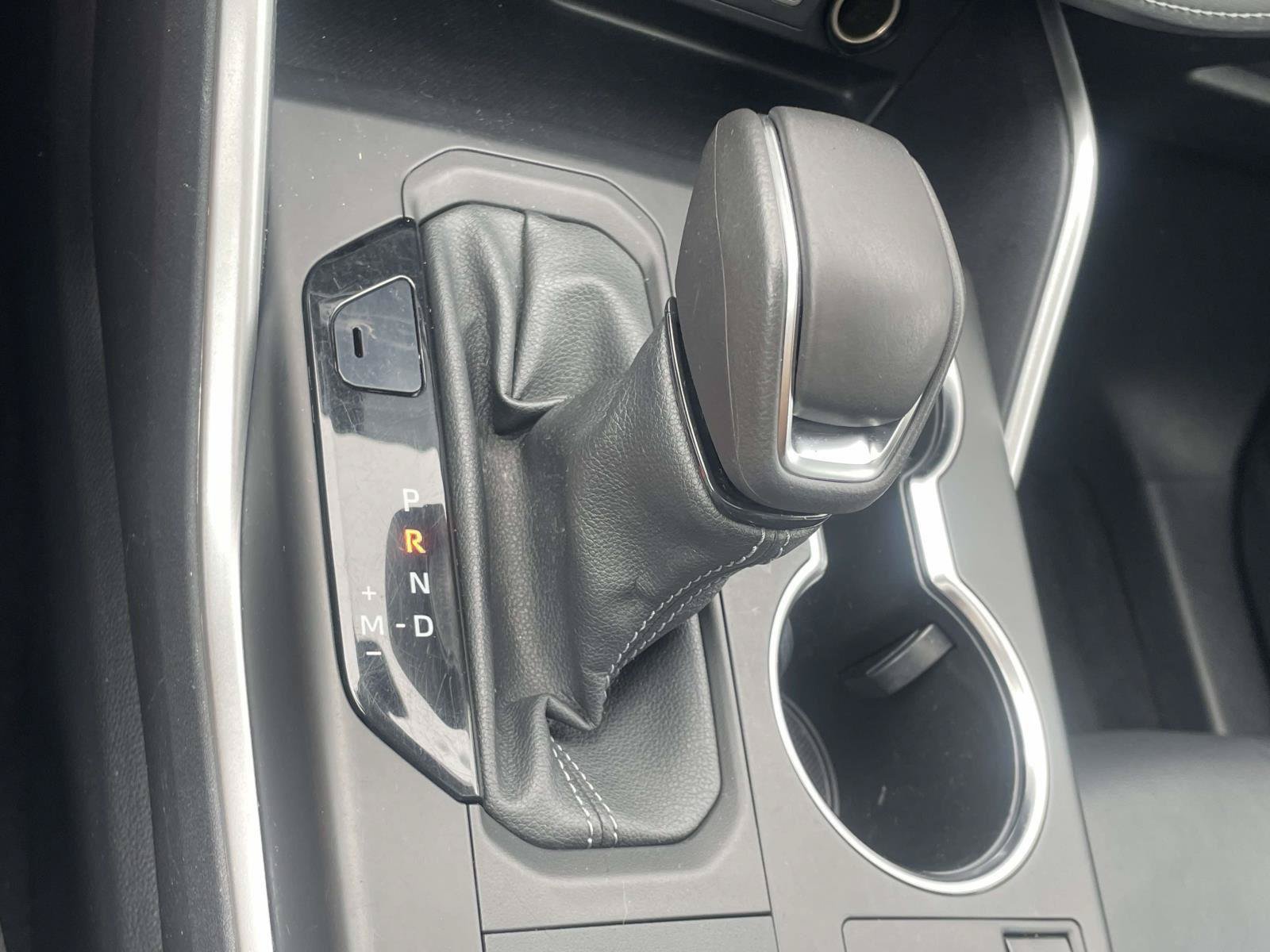 Used 2023 Toyota Highlander XLE FWD image 18